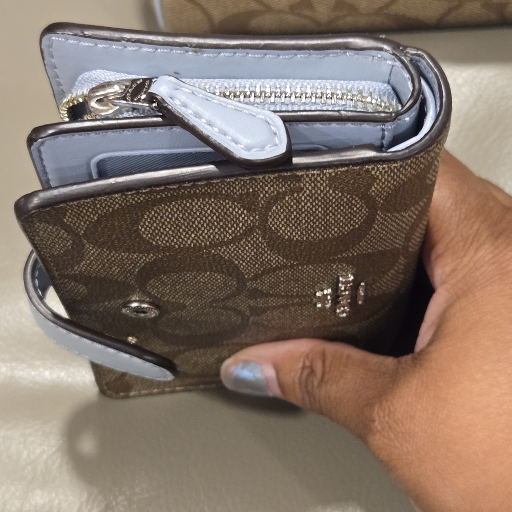 Coach Tan and Light Blue Signature Handbag - Picture 13 of 15